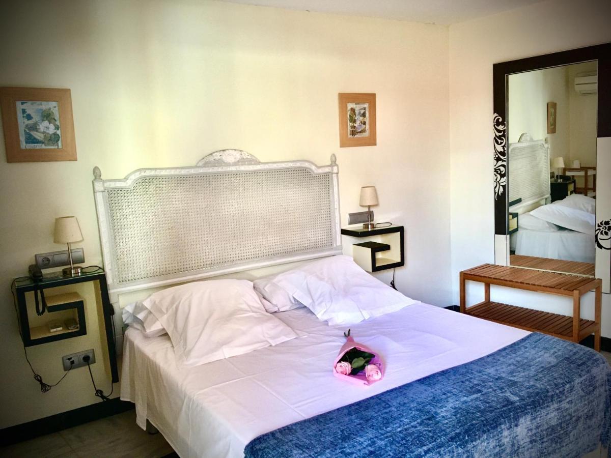קורדובה Hotel Conde De Cardenas מראה חיצוני תמונה