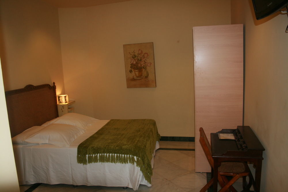 קורדובה Hotel Conde De Cardenas מראה חיצוני תמונה